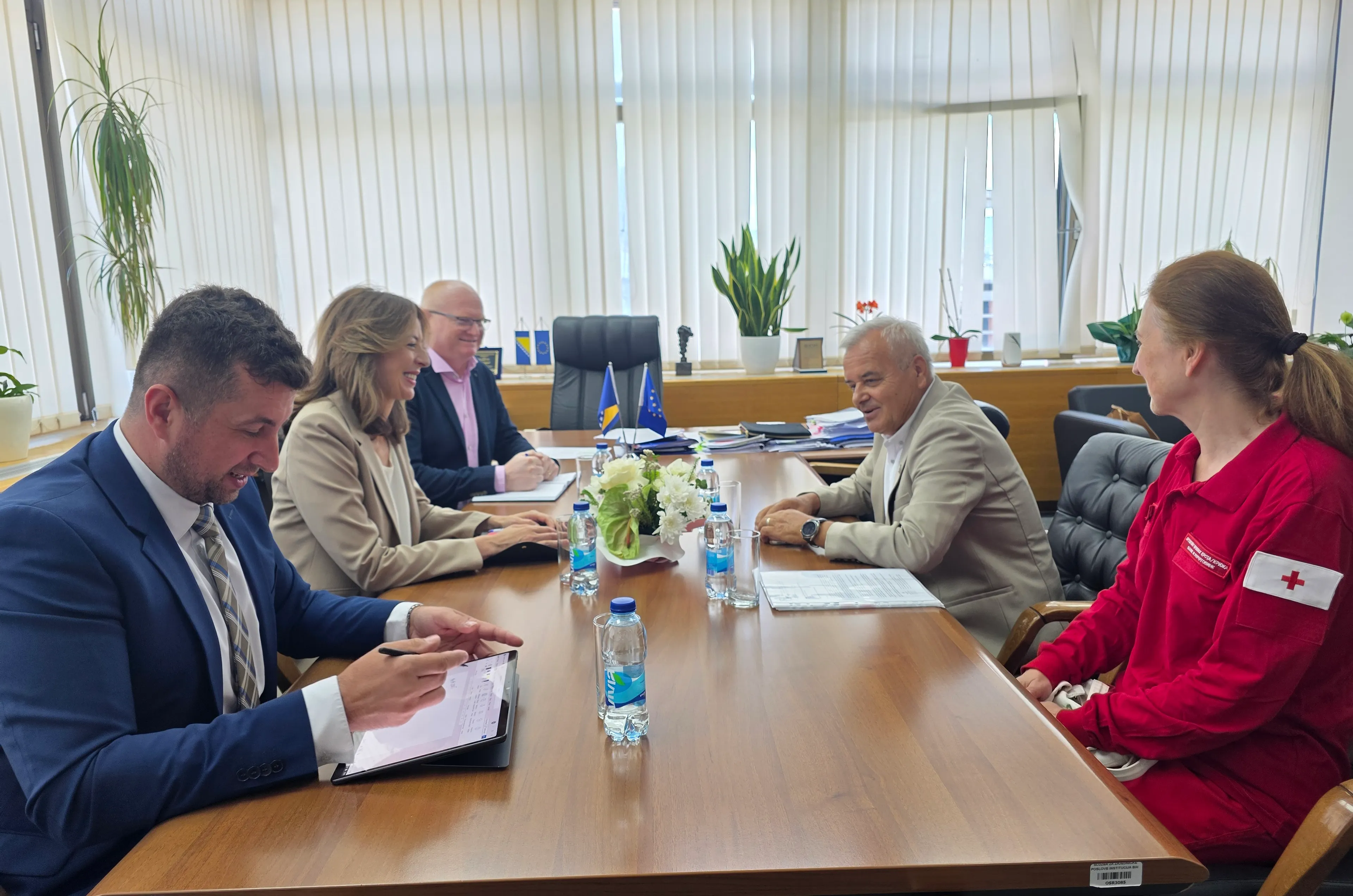 Ministrica Bošnjak razgovarala s predstavnicima Društva Crvenog križa/krsta BiH: Fokus na donorstvo organa, humanitarni rad i jačanje zdravstvenog sistema