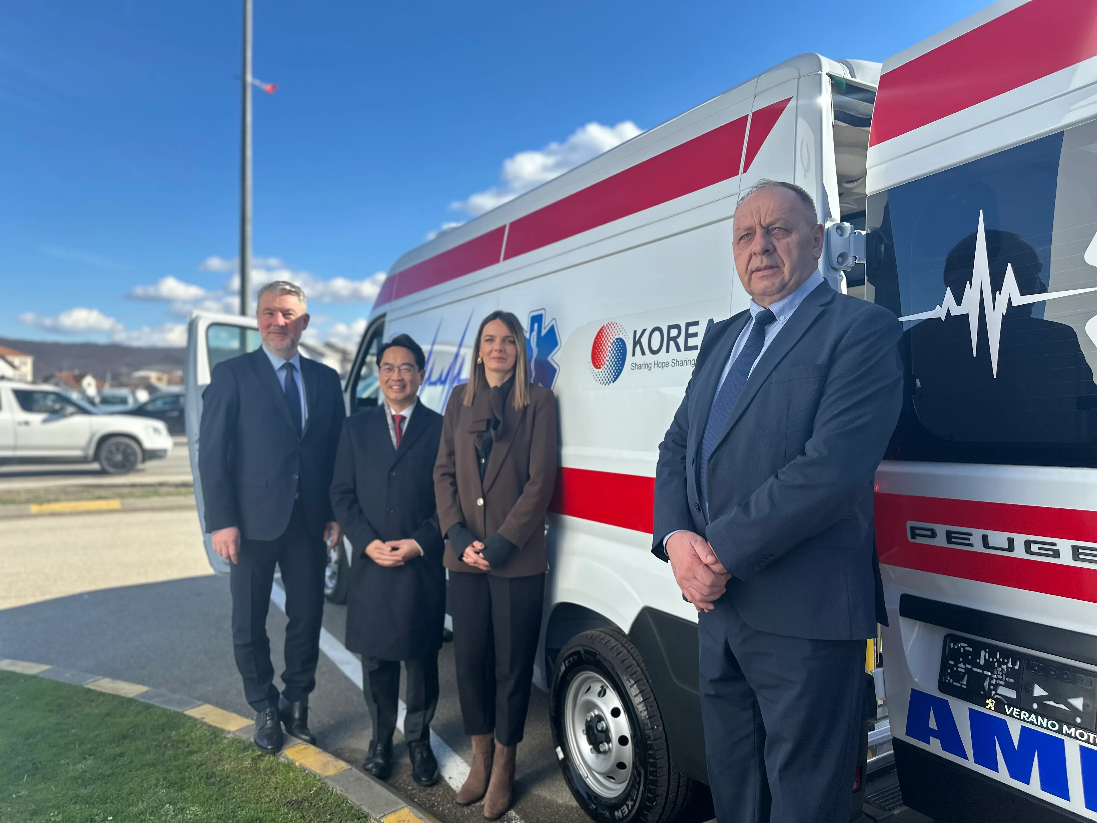 Primopredaja donacije ambulantnih vozila Vlade Republike Koreje