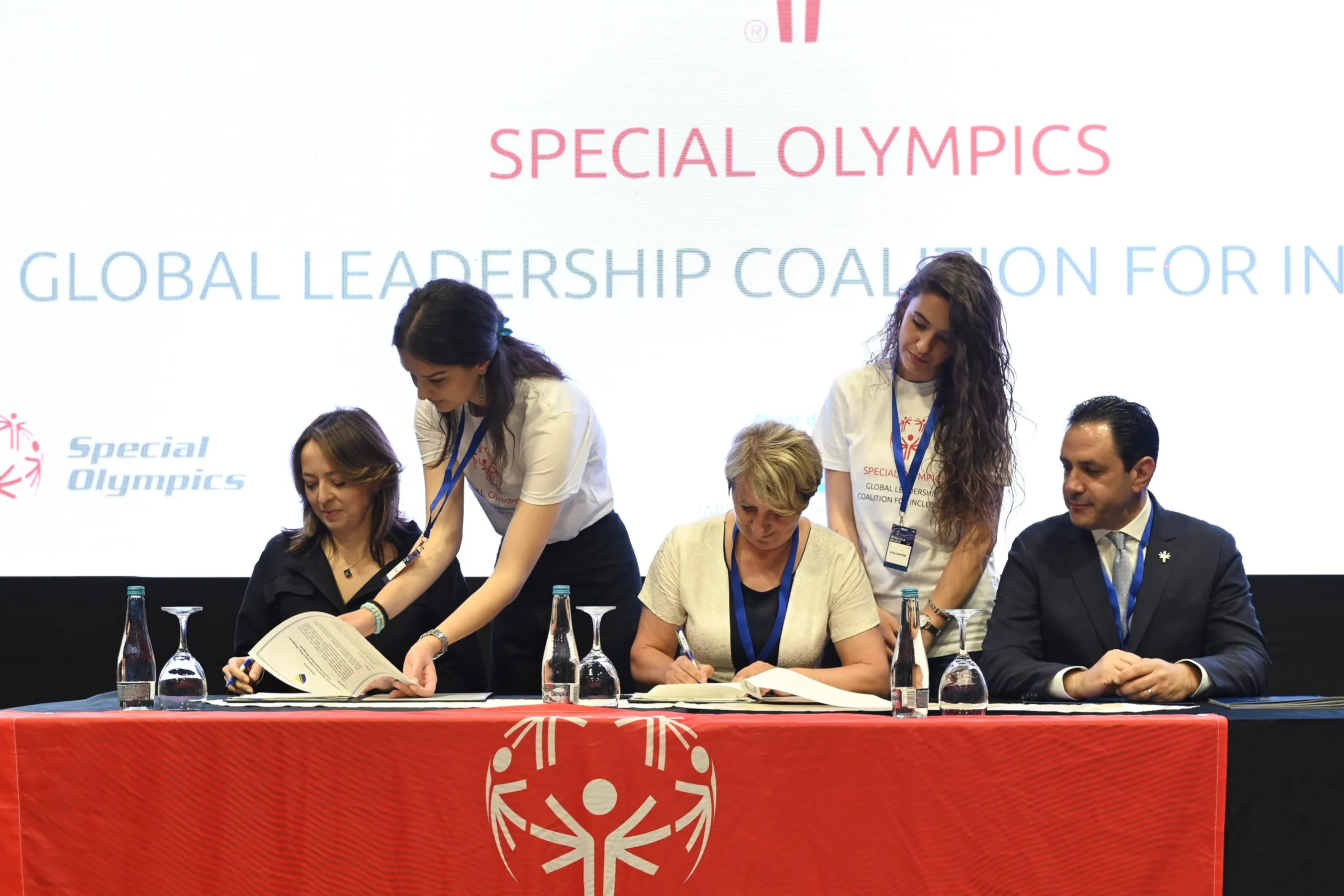 Potpisan Memorandum o saradnji između Ministarstva civilnih poslova i Specijalne olimpijade BiH: Inkluzija nije projekat – ona je sistemska obaveza