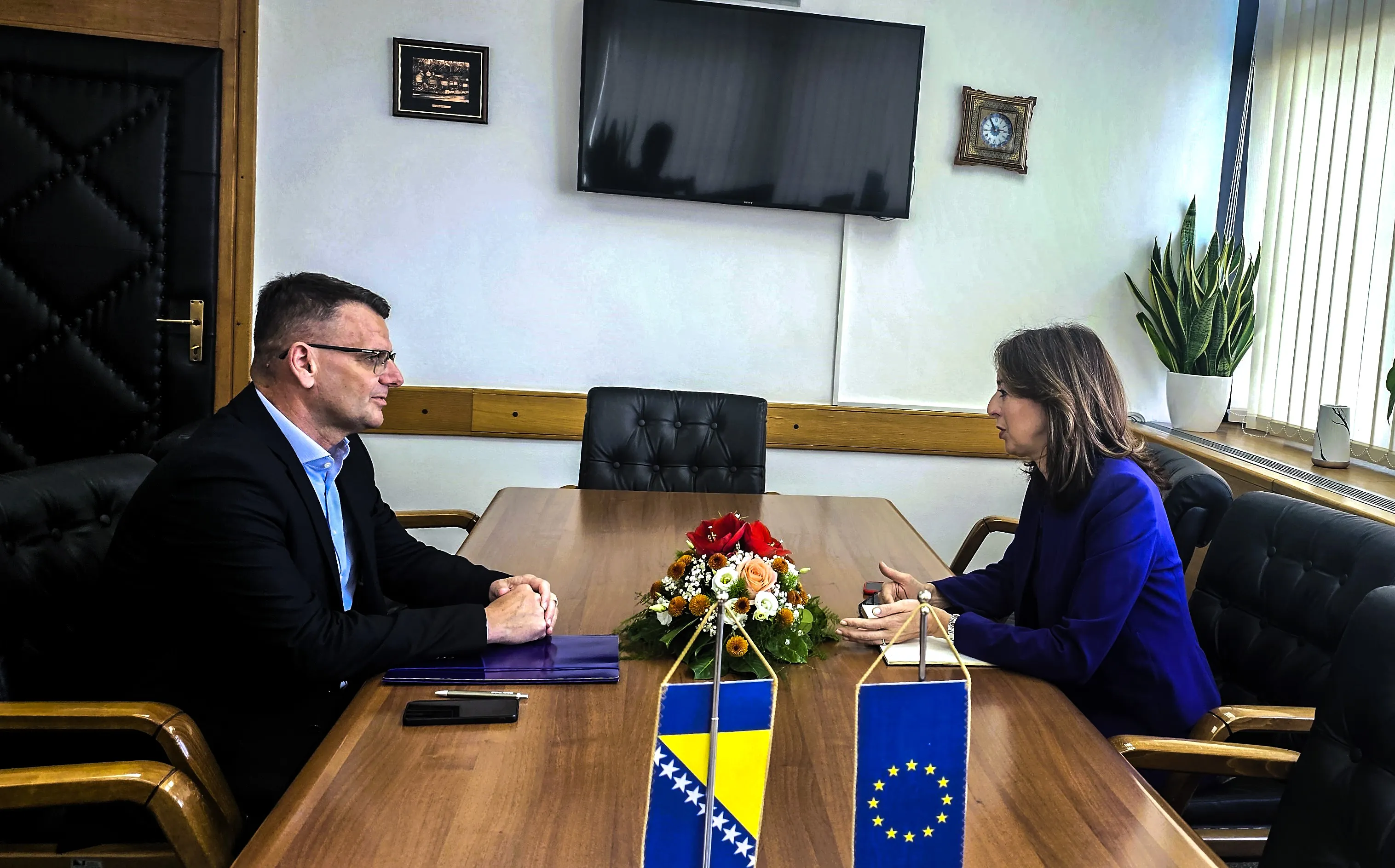 Ministrica Bošnjak i predsjednik Vlade Županije Posavske razgovarali o zajedničkim projektima u kulturi, obrazovanju i deminiranju