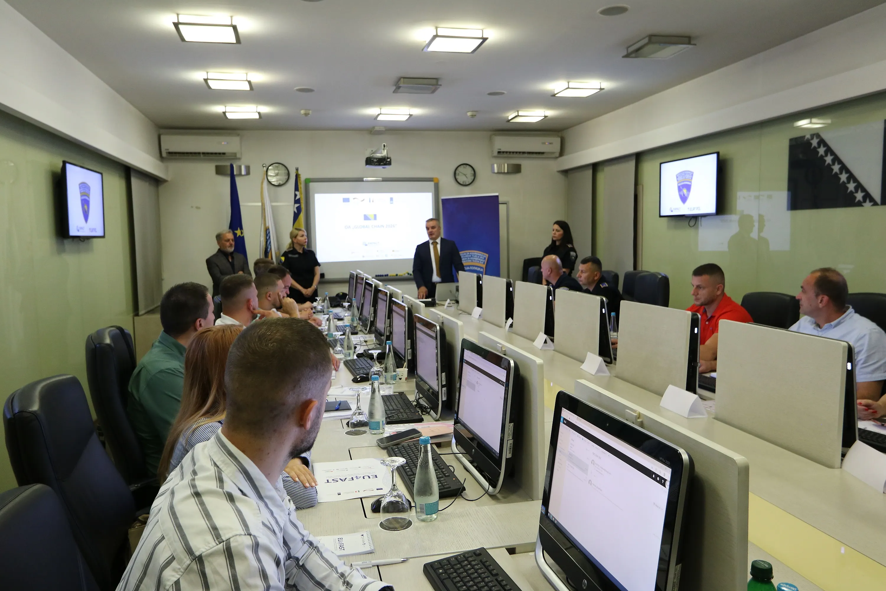 Operacija "GLOBAL CHAIN" provedena na pet kontinenata s fokusom na trgovinu ljudima