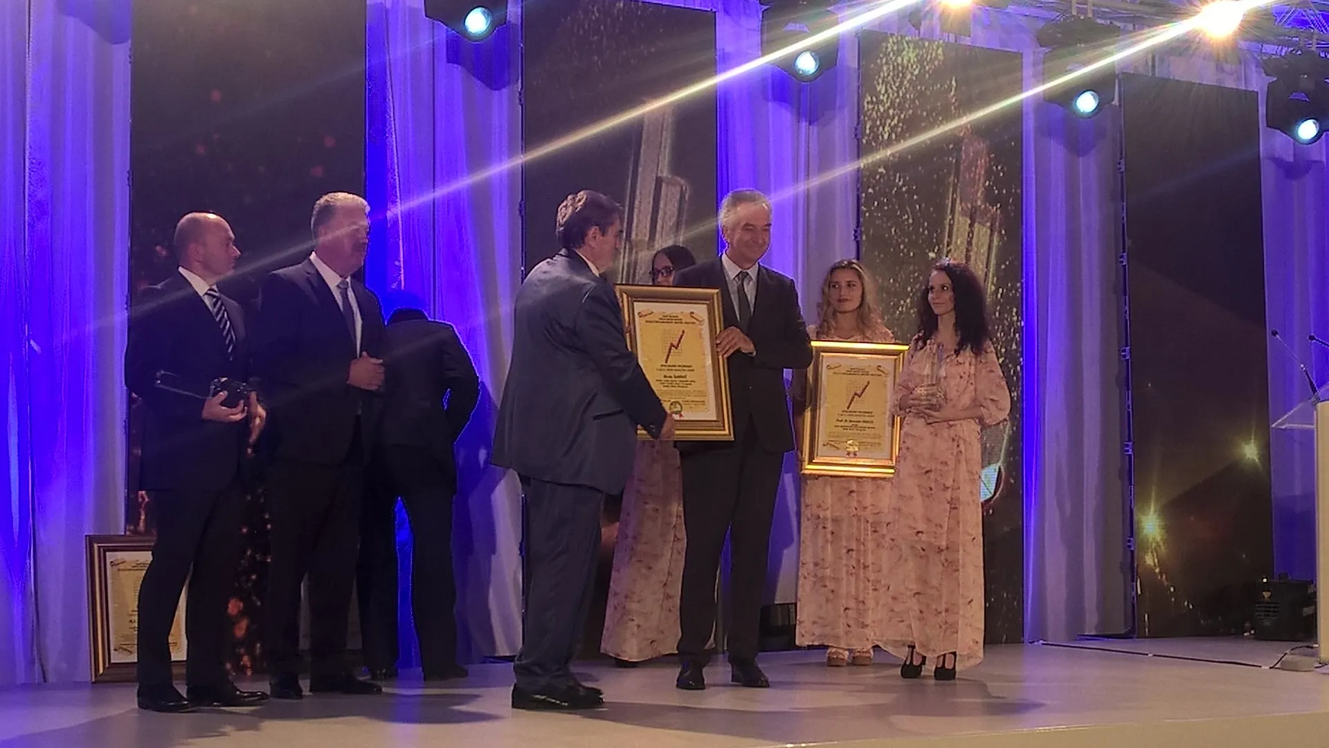 Ministru Šaroviću nagrada za najboljeg ministra 