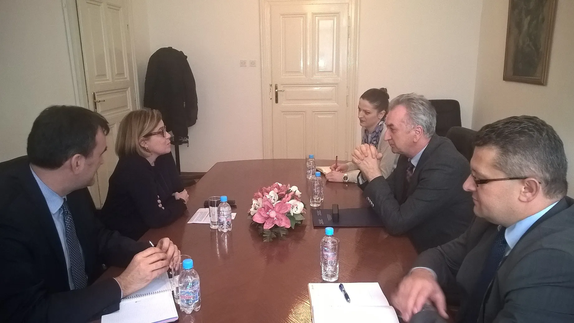 Ministar Šarović s regionalnim direktorom UNESCO-a za nauku i kulturu
  Tompson-Flores
