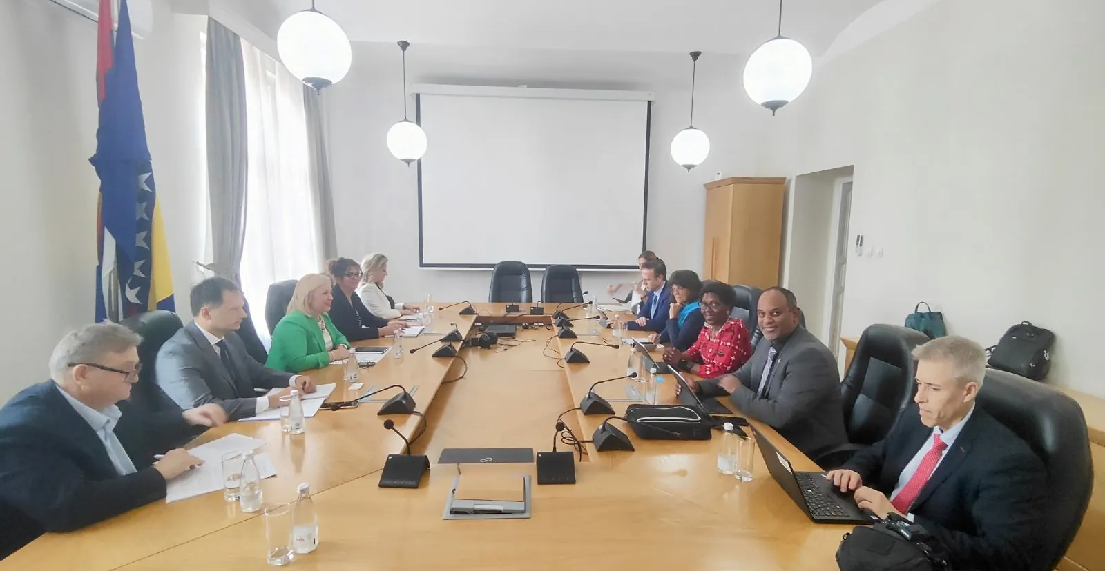 Sastanak zamjenice ministra vanjske trgovine i ekononksih odnosa BiH, gđe Ljiljane Lovrić sa  pomoćnicom glavnog tajnika Ujedinjenih nacija (UN) i zamjenicom izvršnog direktora Programa Ujedinjenih nacija za okoliš (UNEP), Njenom Ekscelencijom Elizabeth M