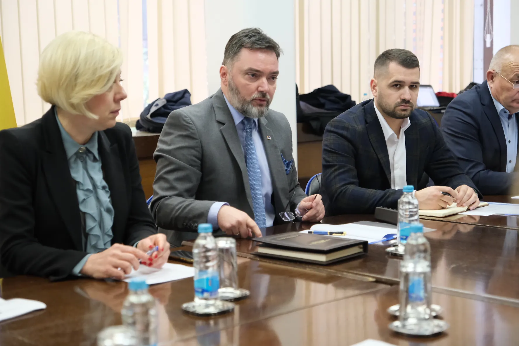 Ministar Košarac sa predstavnicima institucija Federacije BiH o problematici izgradnje spornog odlagališta na Trgovskoj gori