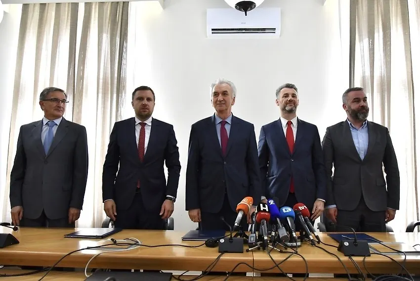 Podrška godišnjem sastanku odbora guvernera EBRD-a: Potpisani ugovori sa partnerima