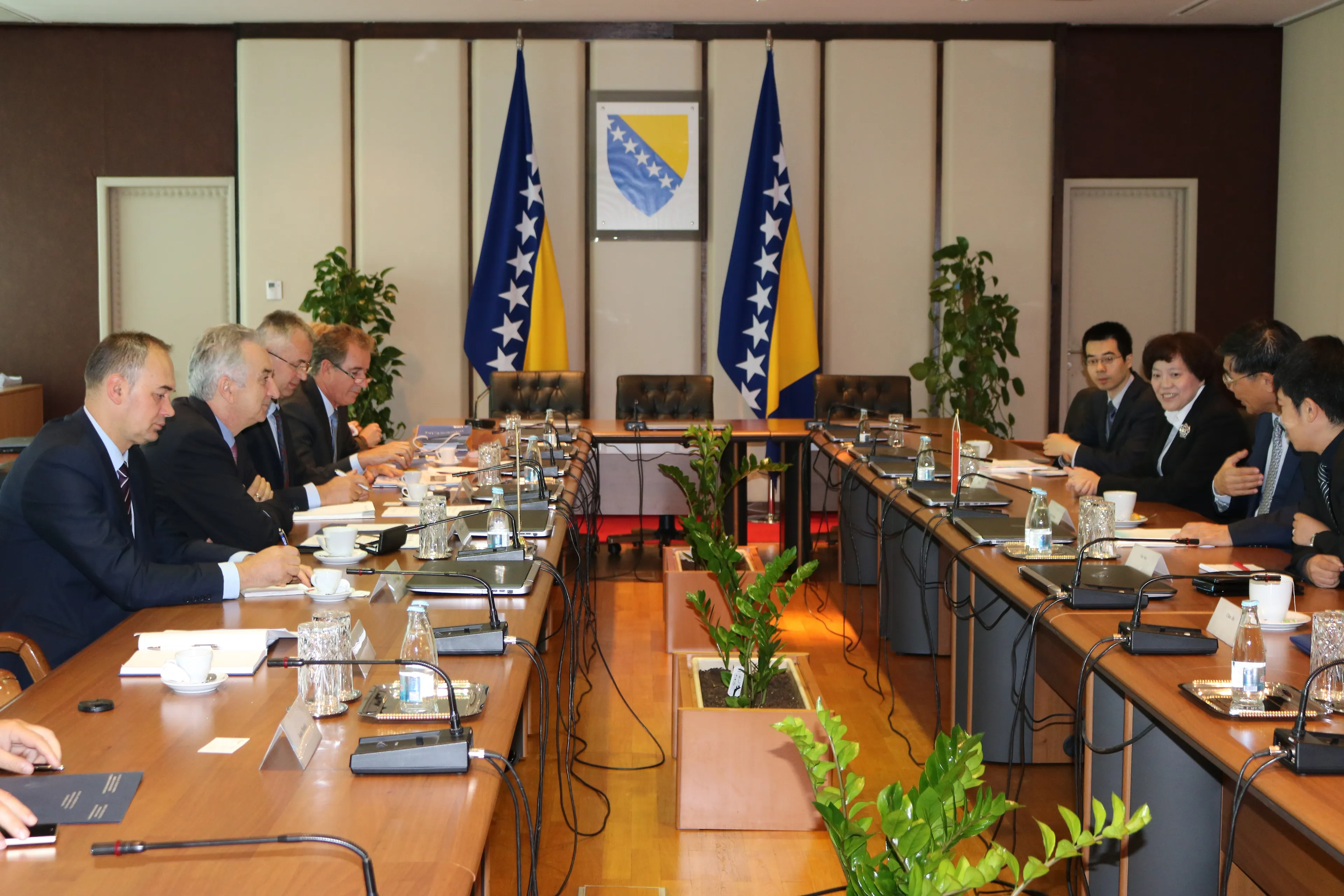 ŠAROVIĆ-JIANQING: SARADNJA NA PROVOĐENJU KLJUČNIH PROJEKATA 