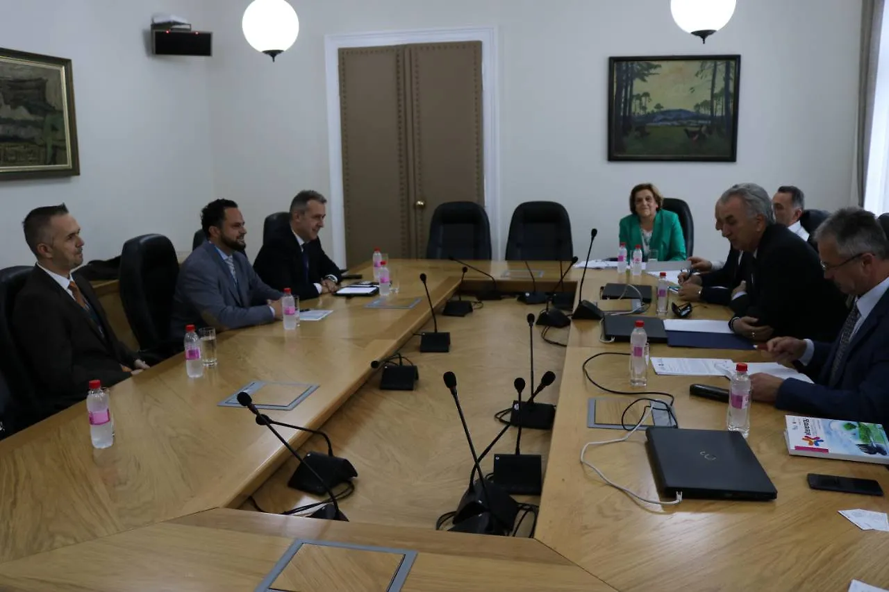 Stvaranje boljih uslova za uvoz električnih automobila