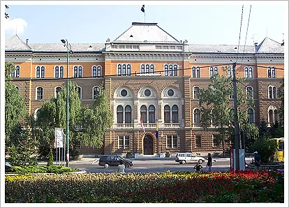 Ministarstvo vanjske trgovine i ekonomskih odnosa BiH, Povodom 1.maja, Praznika rada,   upućuje najiskrenije čestitke građanima  i institucijama BiH, Republike Srpske, Federacije BiH i Distrikta Brčko, kao i članovima poslovne zajednice   