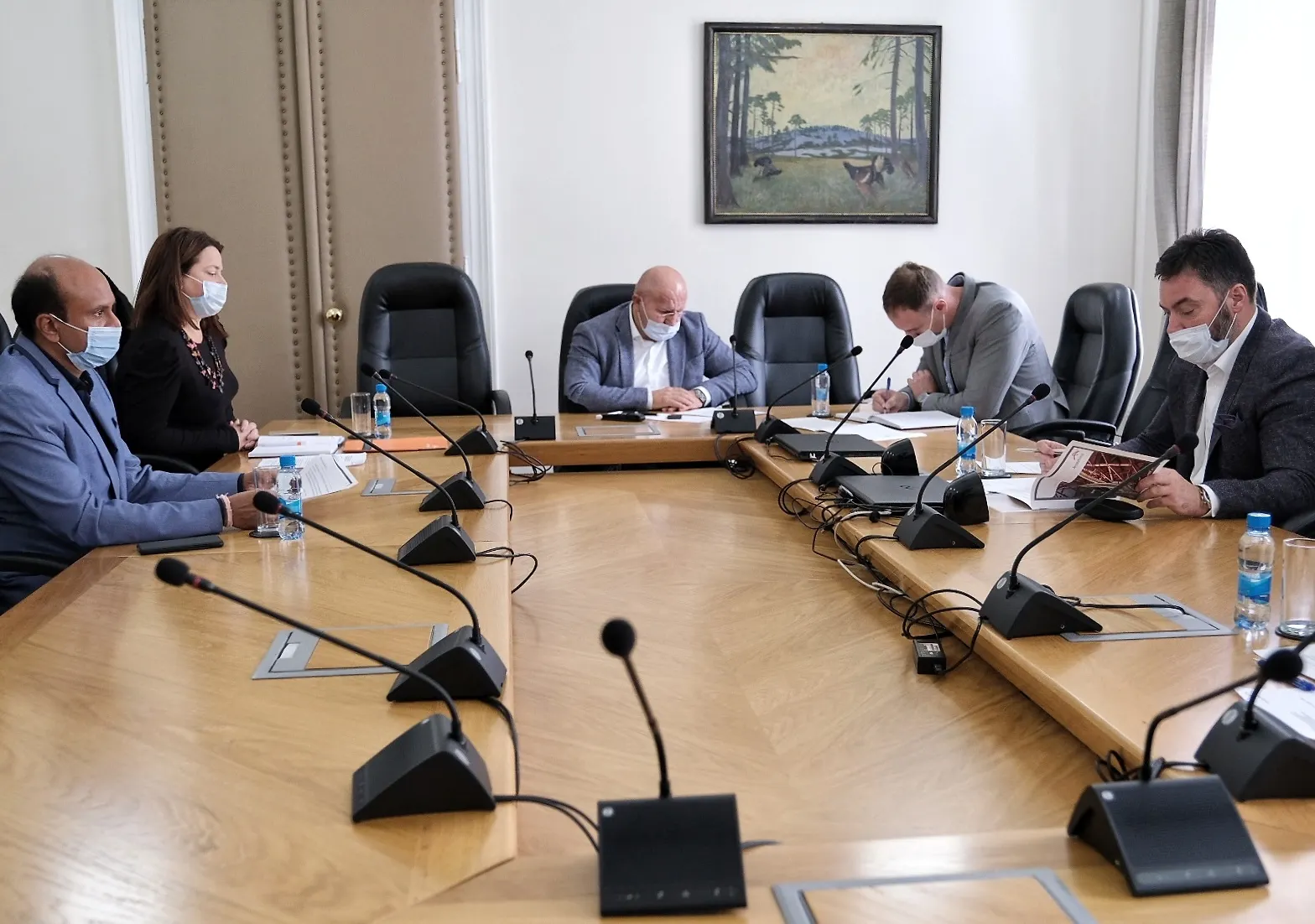 Ministar Košarac: Izuzeti domaće kompanije od eventualnih mjera ograničenja na uvoz rebrastog betonskog čelika u Srbiju