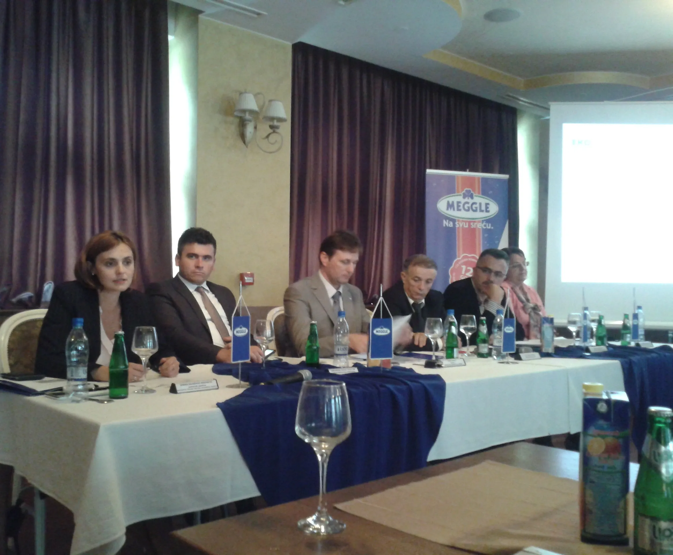 Deputy Minister of Foreign Trade and Economic Relations of Bosnia and Herzegovina, Mrs. Ermina Salkicevic-Dizdarevic participated in round table on “STATE AND PERSPECTIVES OF DAIRY DEVELOPMENT IN NORTHWEST BiH” held during fair “EKOBIS 2012”. 