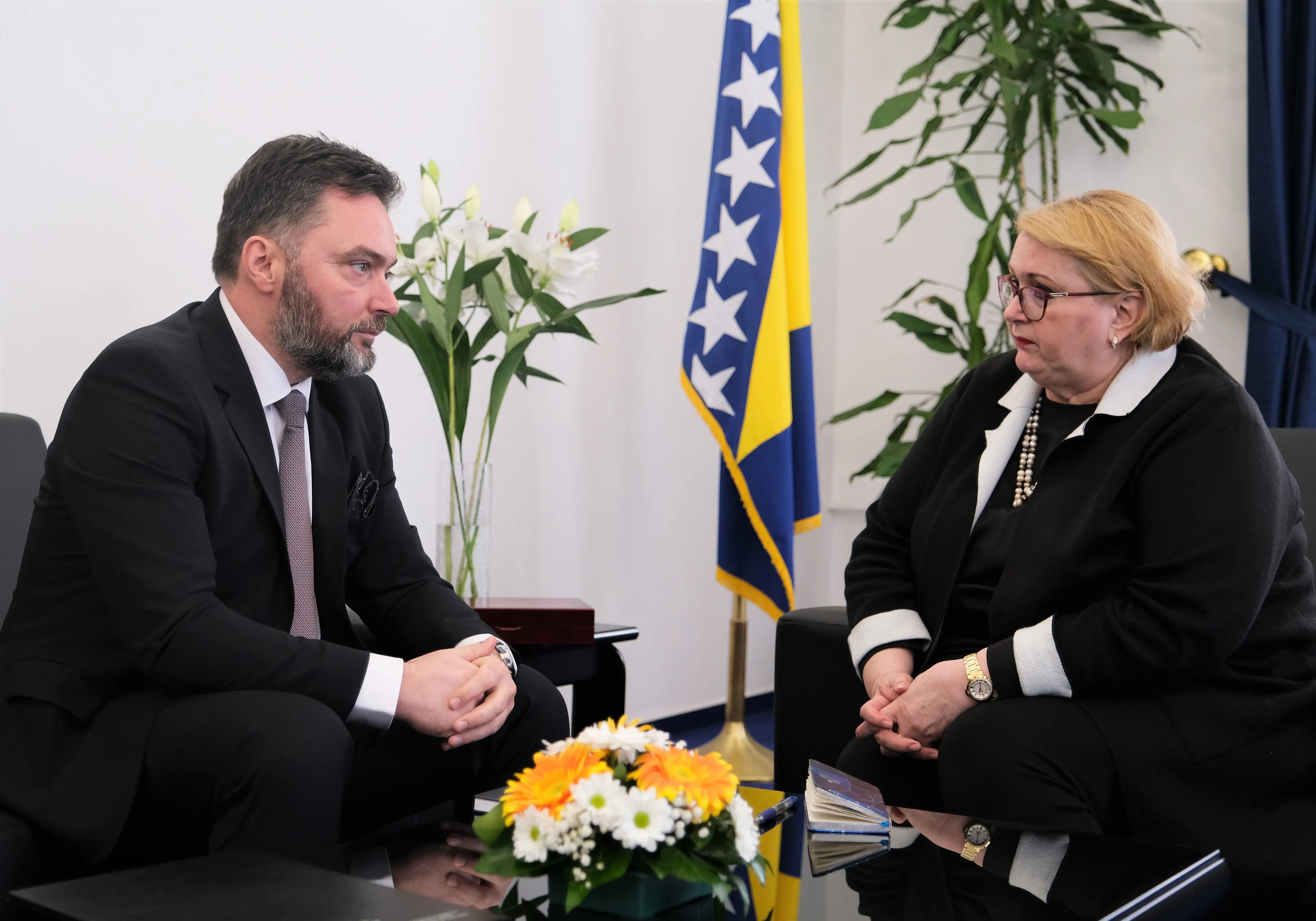 Ministri Košarac i Turković: Diplomatsko-konzularnu mrežu BiH aktivno uključiti u rješavanje pitanja Trgovske gore