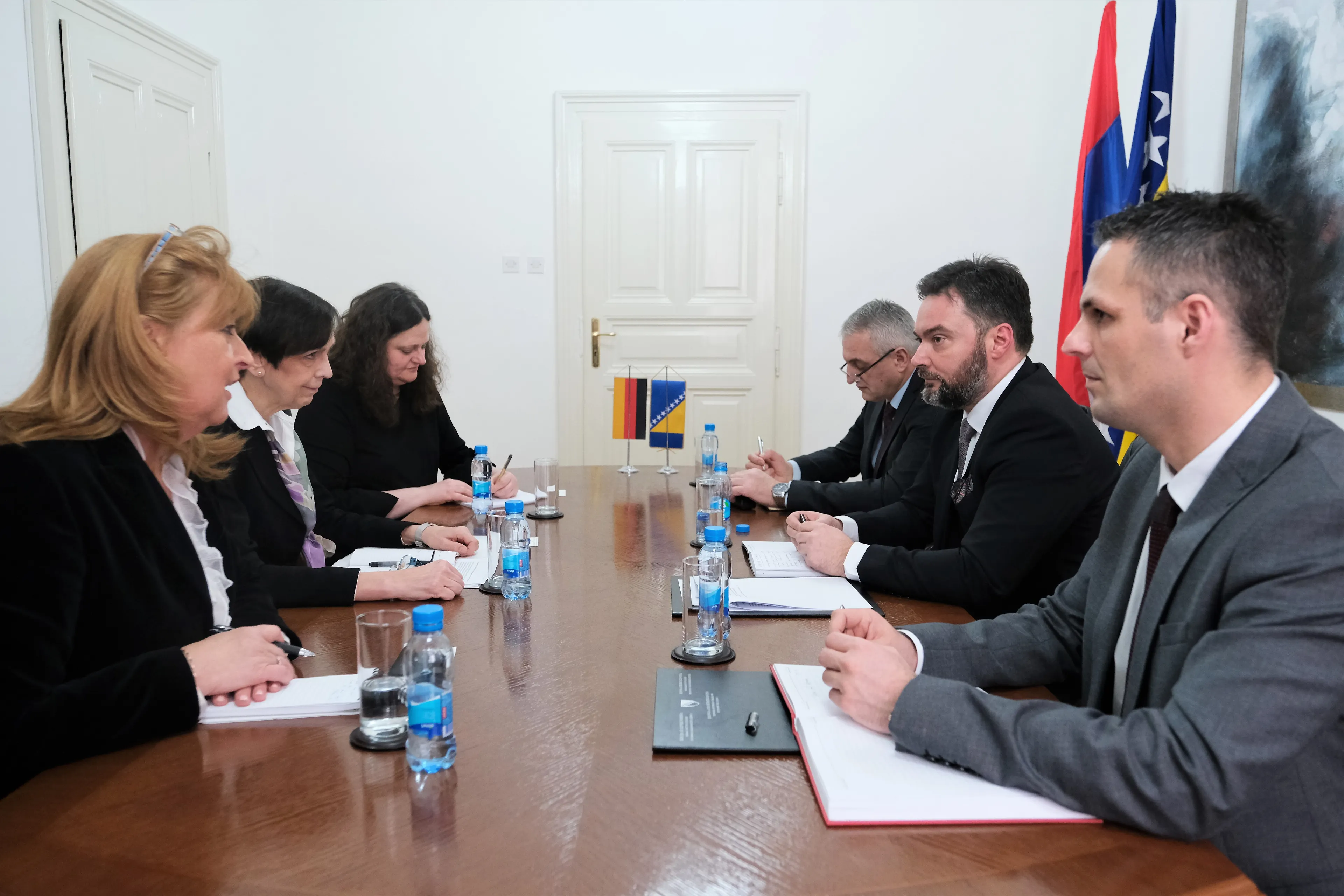 Ministar Košarac i ambasador Ueber o ekonomskim i političkim pitanjima