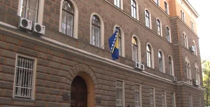 SREDSTVIMA JAVNOG INFORMIRANjA