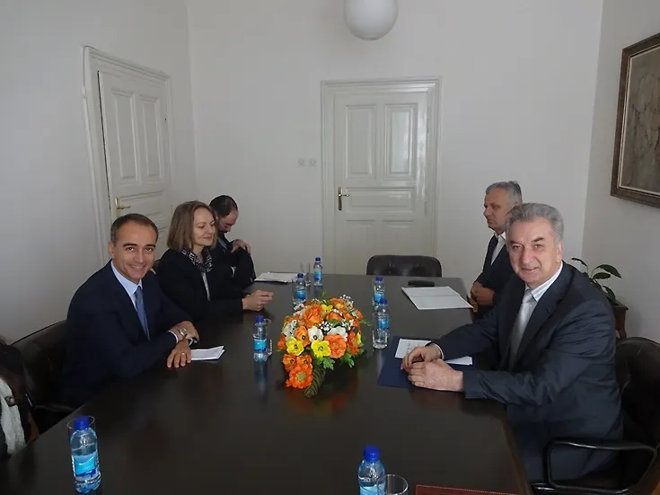Sastanak ministra Šarovića i ambasadora Republike Italije Ruđero Koriasa 