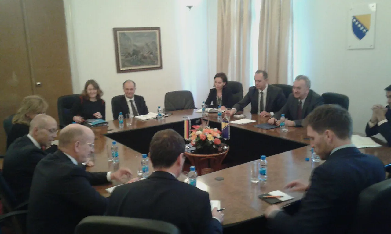 Sastanak ministra Šarovića s državnim sekretarom SR Njemačke Jorgom Asmussenom posvećen ekonomskom razvoju  Bosne i Hercegovine