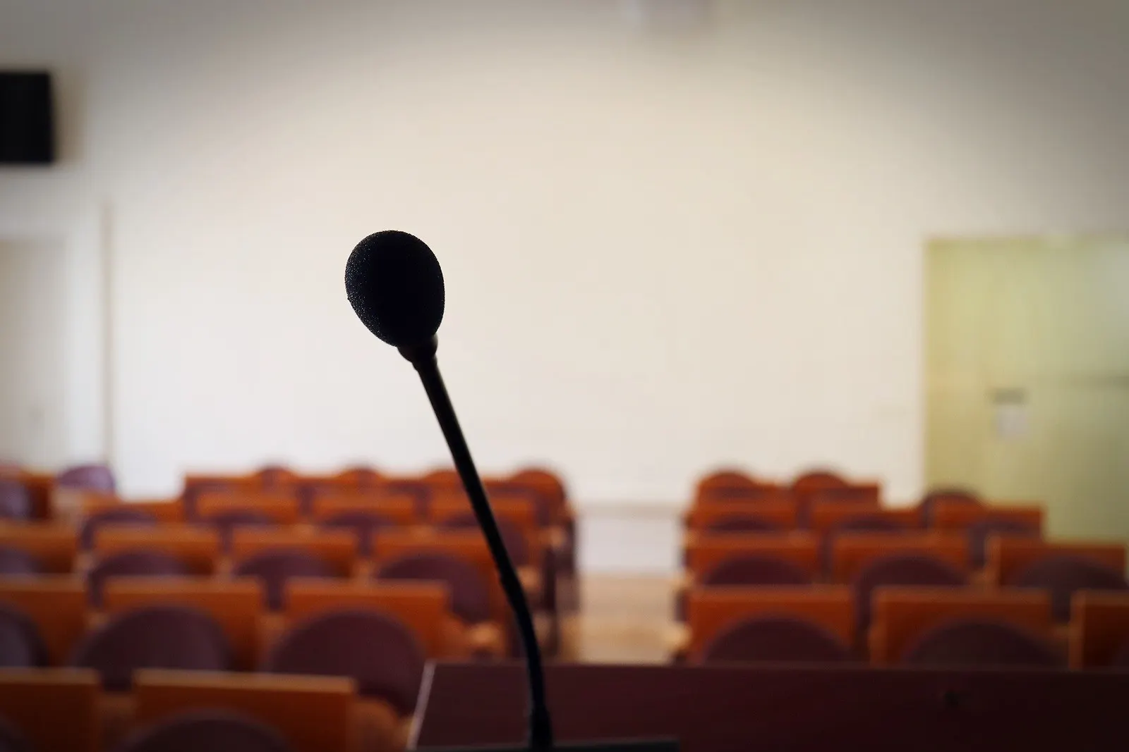 OBAVJEŠTENJE U VEZI SA JAVNIM POZIVOM ZA 2020. GODINU I U VEZI SA IZVJEŠTAJIMA O PRAVDANJU SREDSTAVA DODIJELJENIH U 2019. GODINI