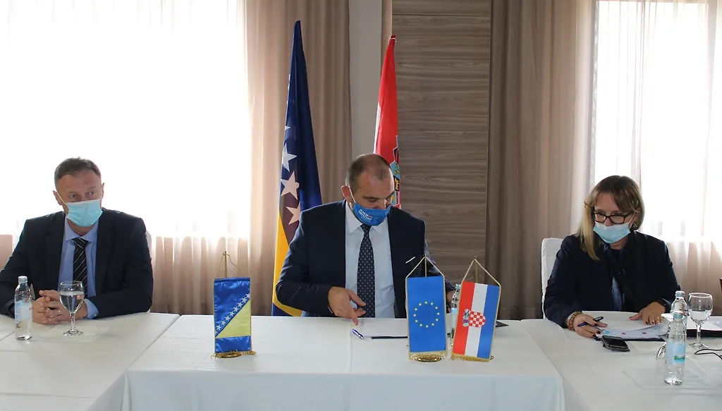 Ministar Jović na sastanku vodnogospodarskim pitanjima BiH I R. Hrvatske
