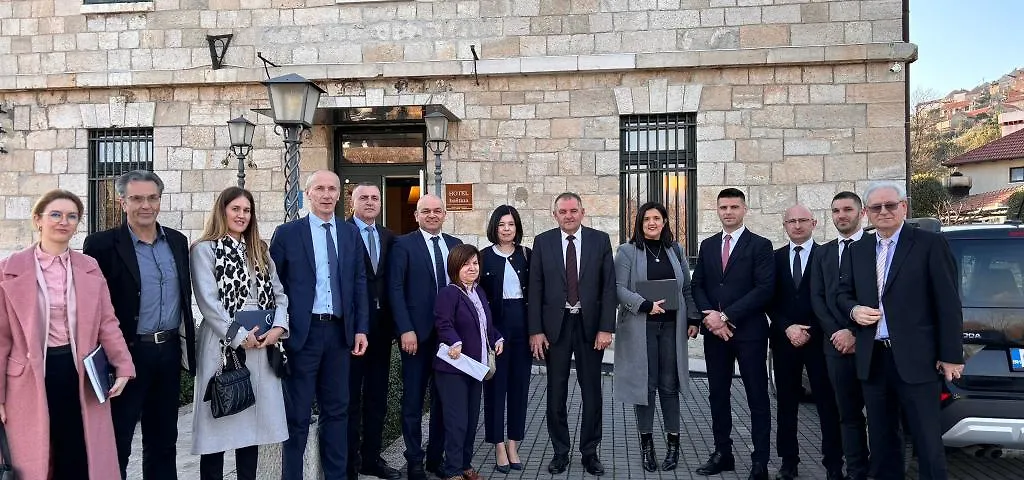 Галерија 1