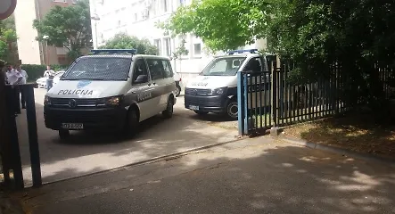 Галерија 1