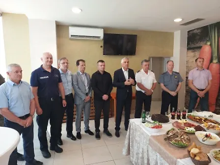 Галерија 1
