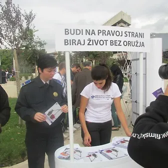 Kampanja "Biraj život bez oružja"