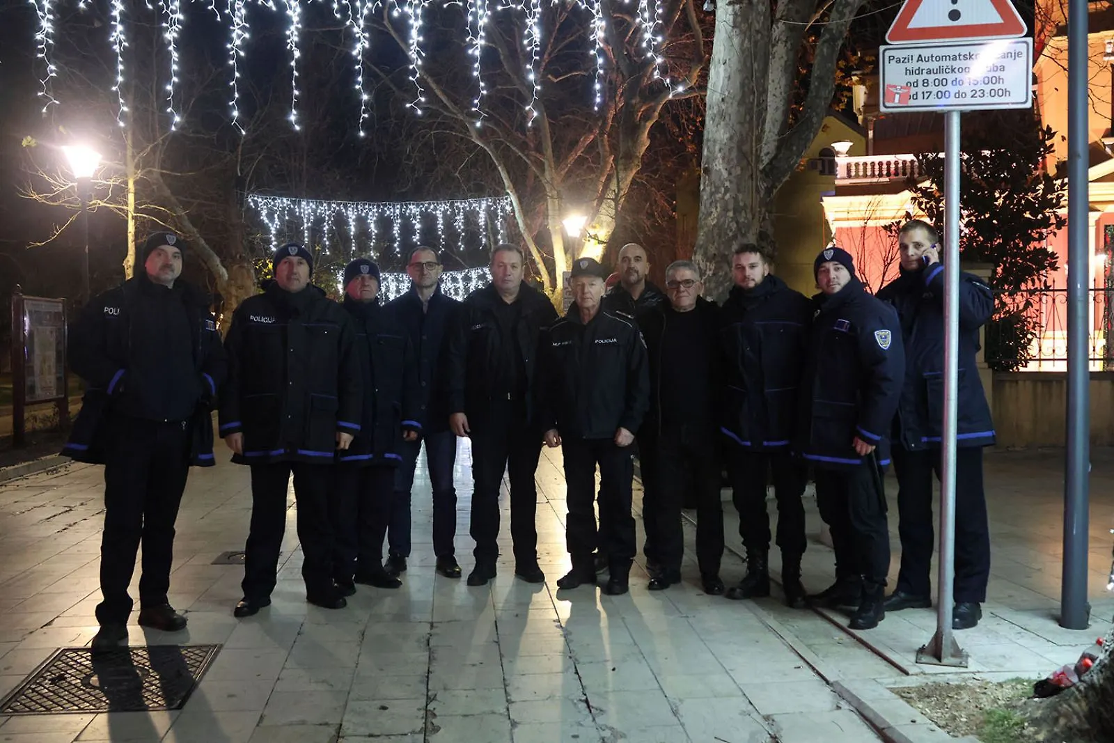Галерија 2