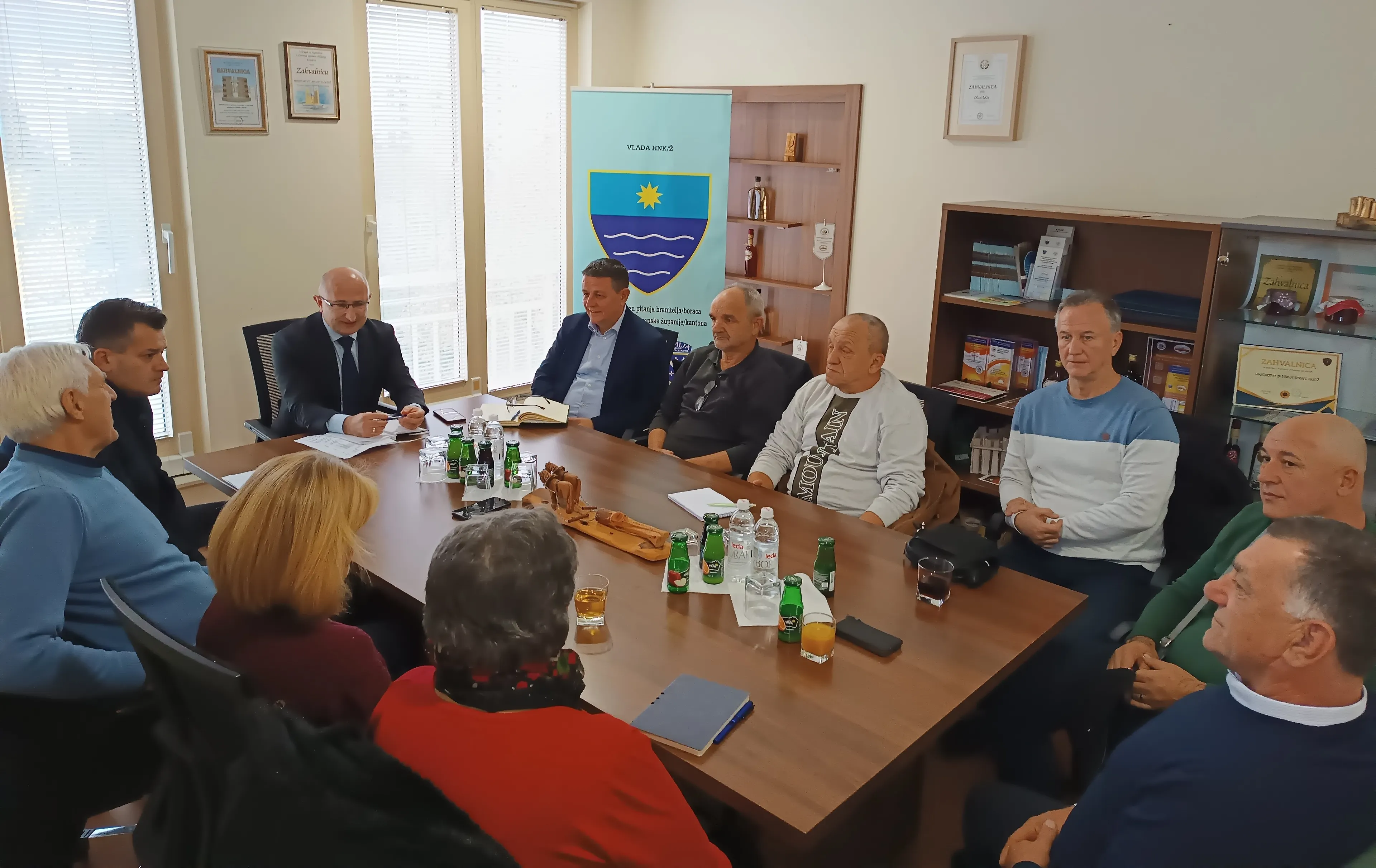 MINISTAR ĐURO PRKAČIN ODRŽAO SASTANAK  S KOORDINACIJSKIM UDRUGAMA HVO I UDRUŽENJIMA ARMIJE BIH 