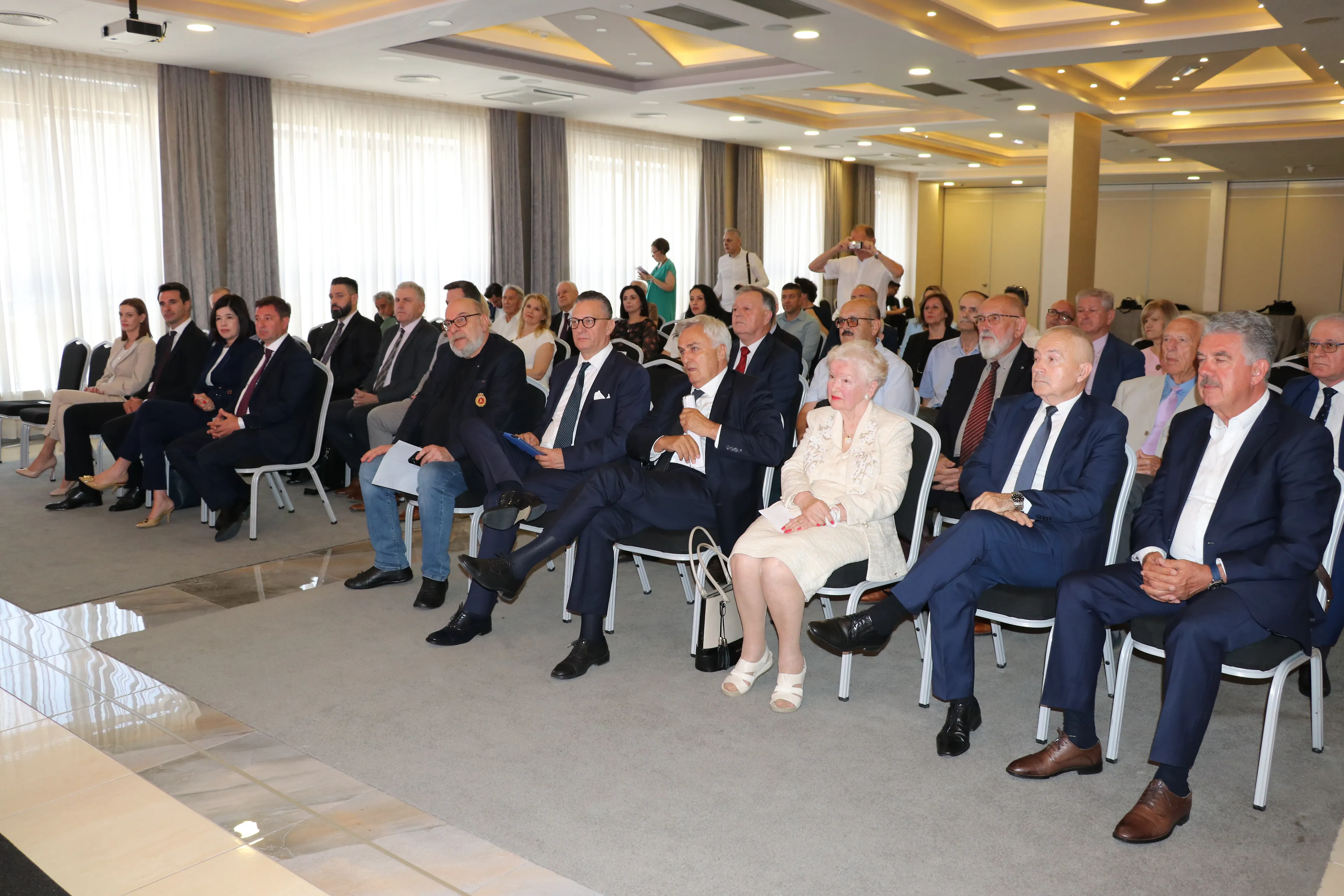 Gallery 5