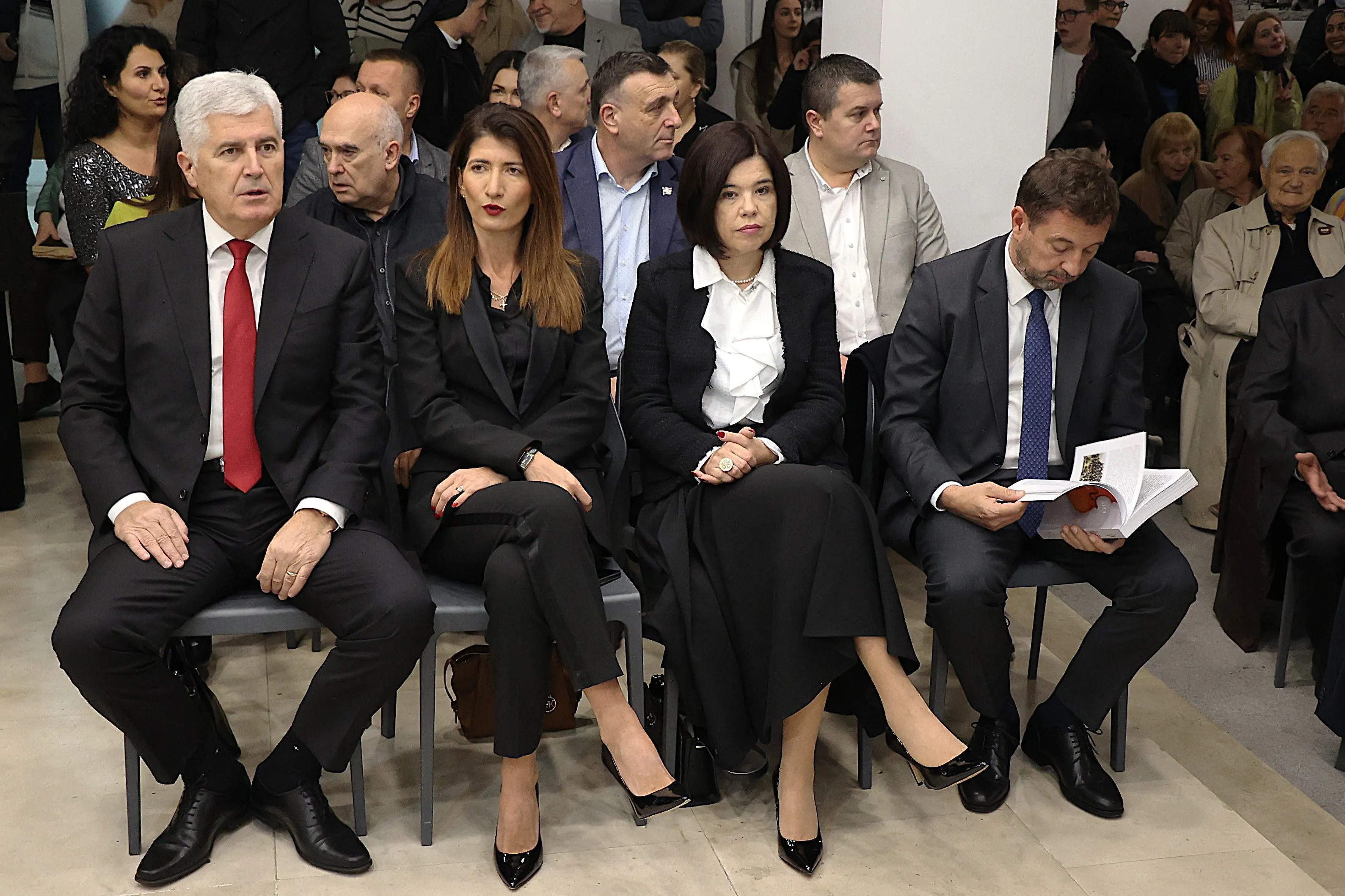 Galerija 9