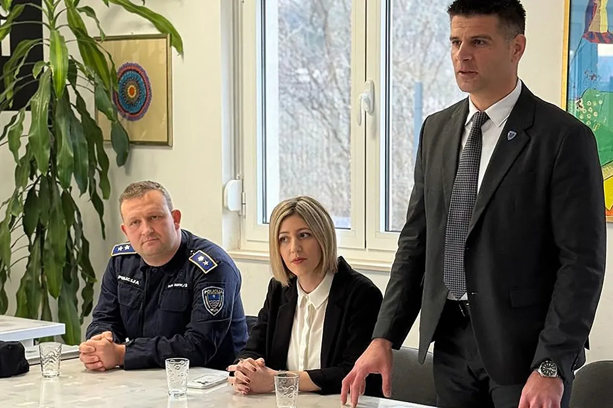 МУП ХНК-а започео са циклусом едукација у сарадњи са Удружењем Сунце