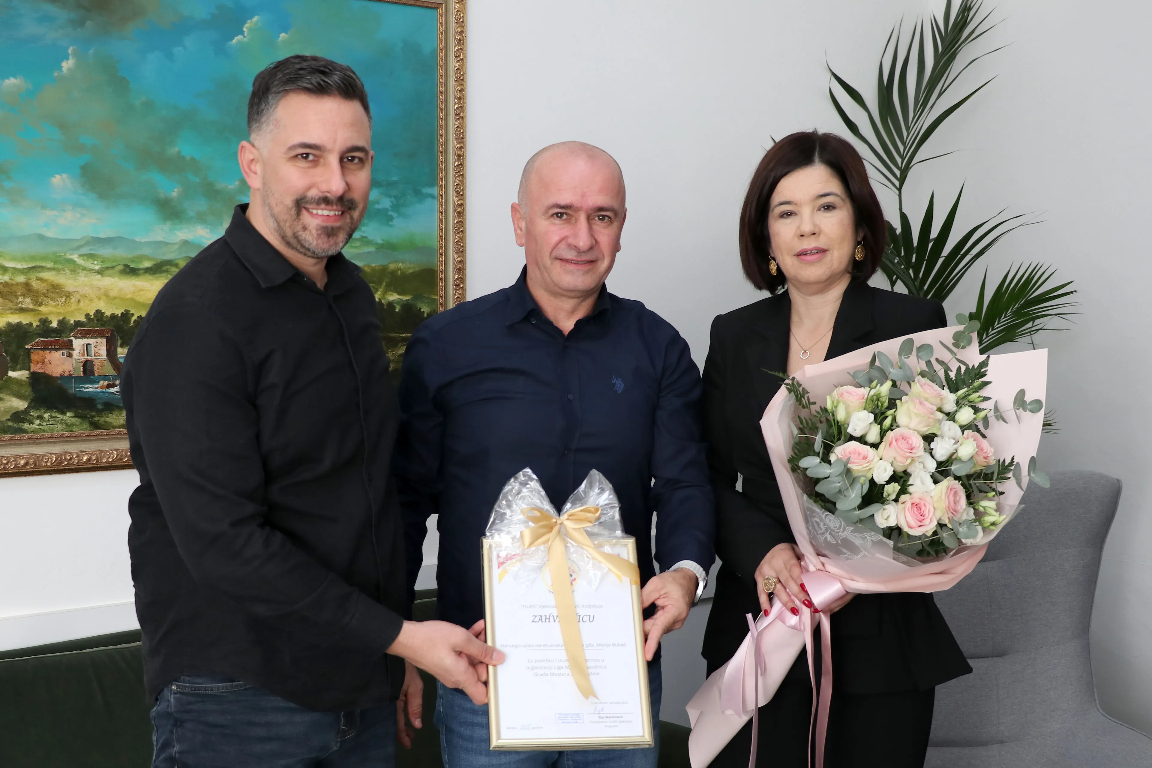 Премијерки Бухач Захвалница организатора Лиге мјесних заједница Града Мостара