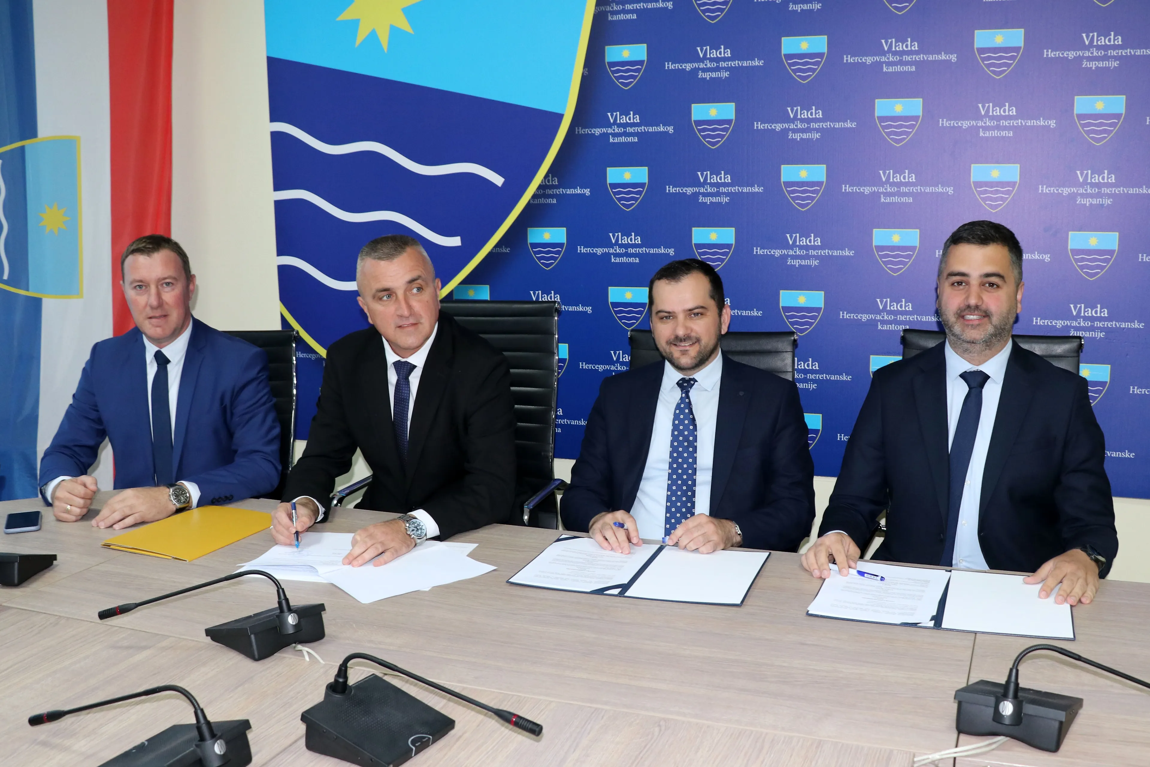 Potpisan ugovor o provedbi dodjele subvencije razvitku Zračne luke Mostar