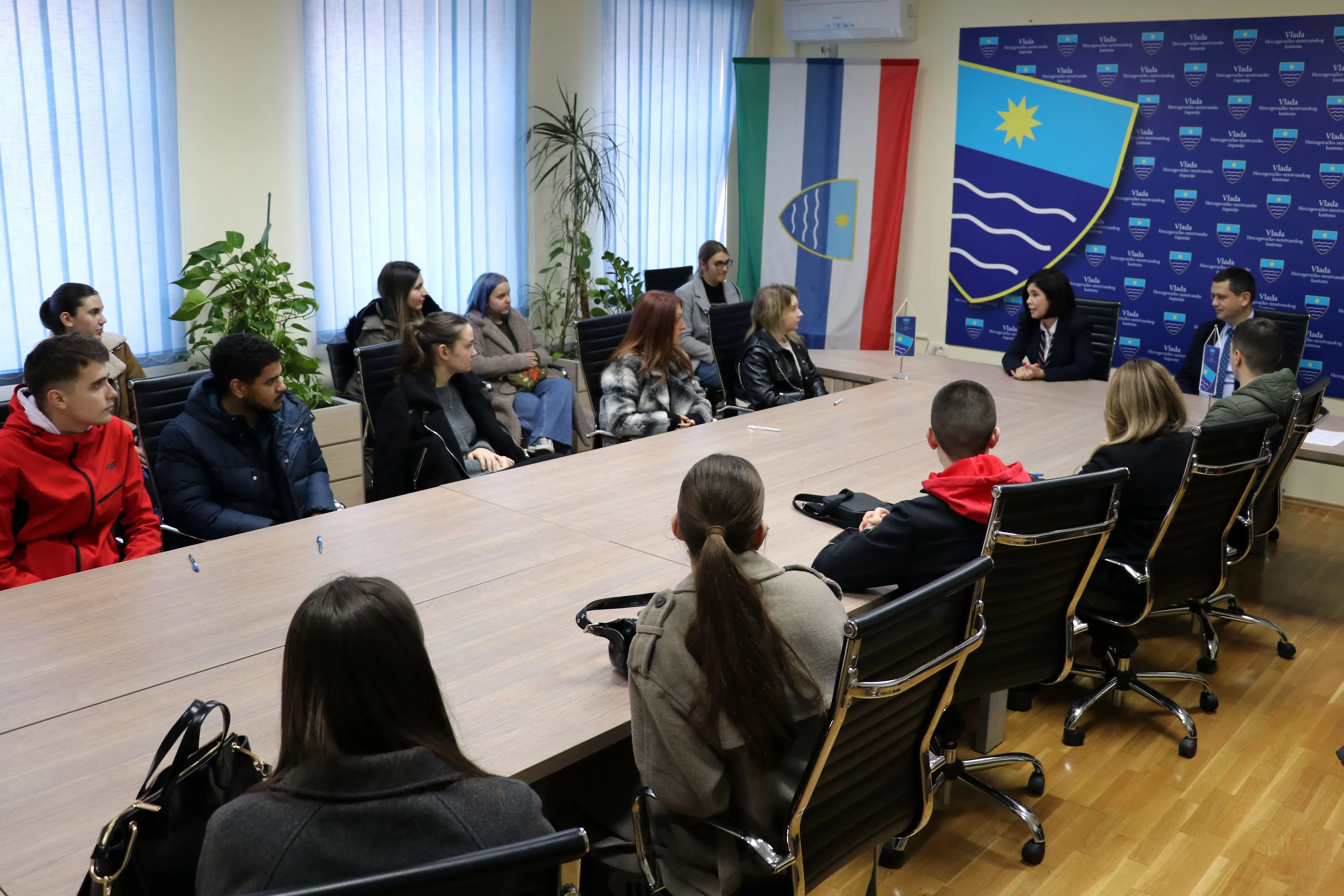 Влада ХНК-а стипендира укупно 2800 студената са простора Кантона
