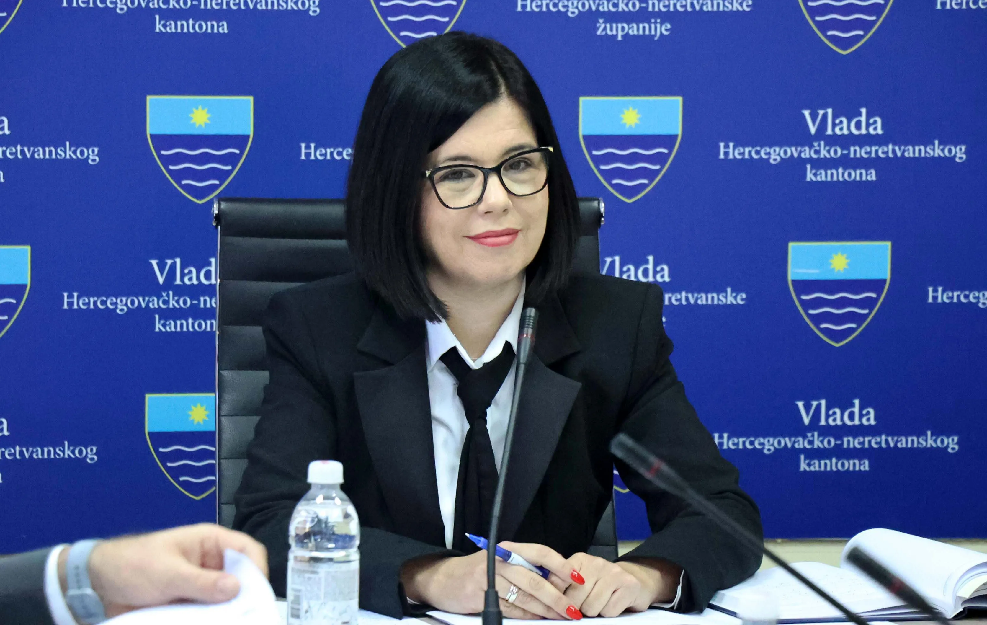 Разговор премијерке Марије Бухач за Дневни Аваз