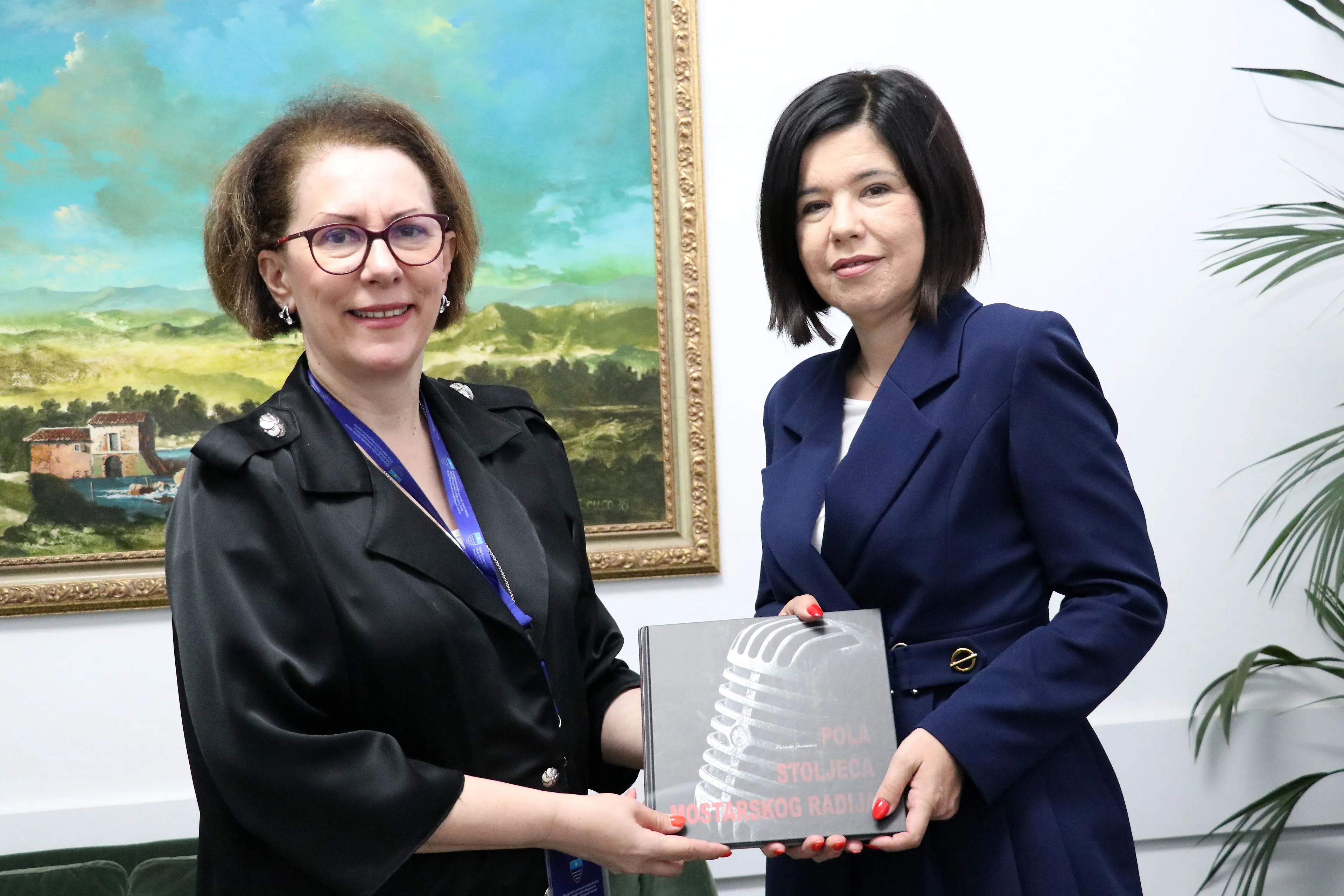 Marija Buhač za radio Mostarska panorama o nizu aktuelnih tema