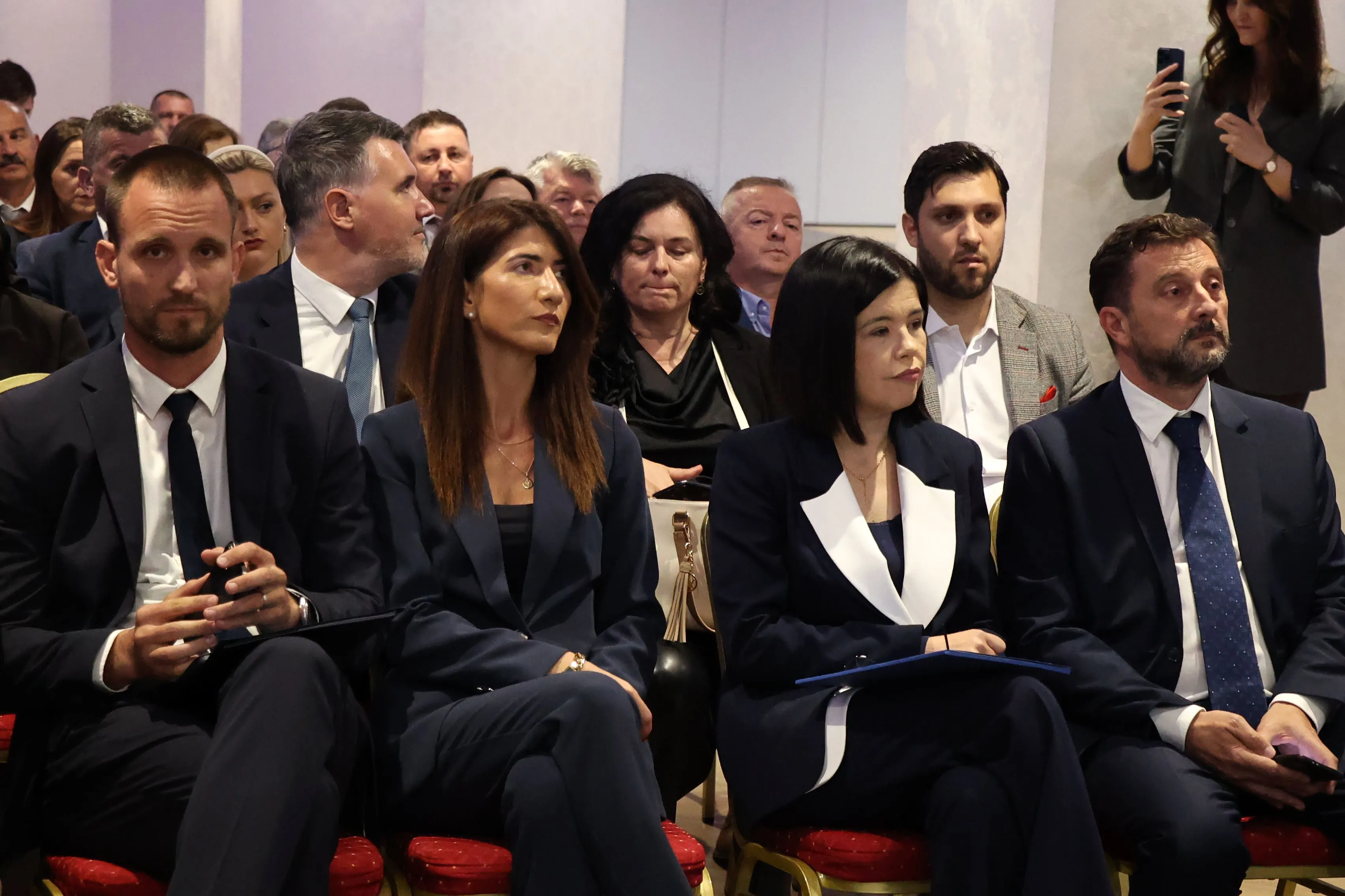 Svečanost uručivanja ugovora o finansiranju u sklopu programa prekogranične saradnje RH i BiH