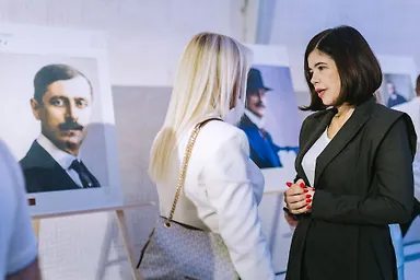 Gallery 6