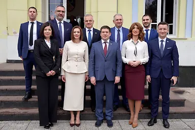 Галерија 2