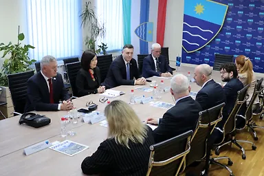 Галерија 1