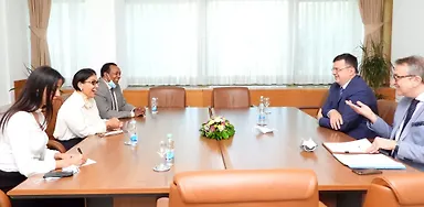 Галерија 3