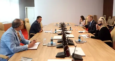 Галерија 5
