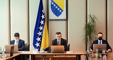 Галерија 4