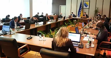 Галерија 6