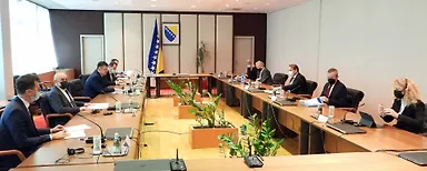 Галерија 4