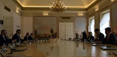Gallery 8