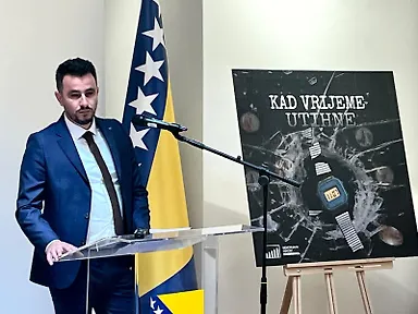 Галерија 4