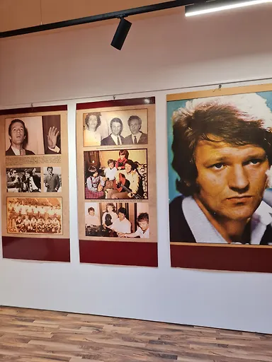 Gallery 6
