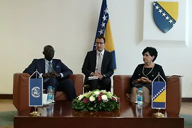Галерија 1