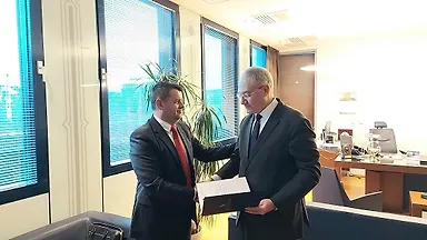 Галерија 2